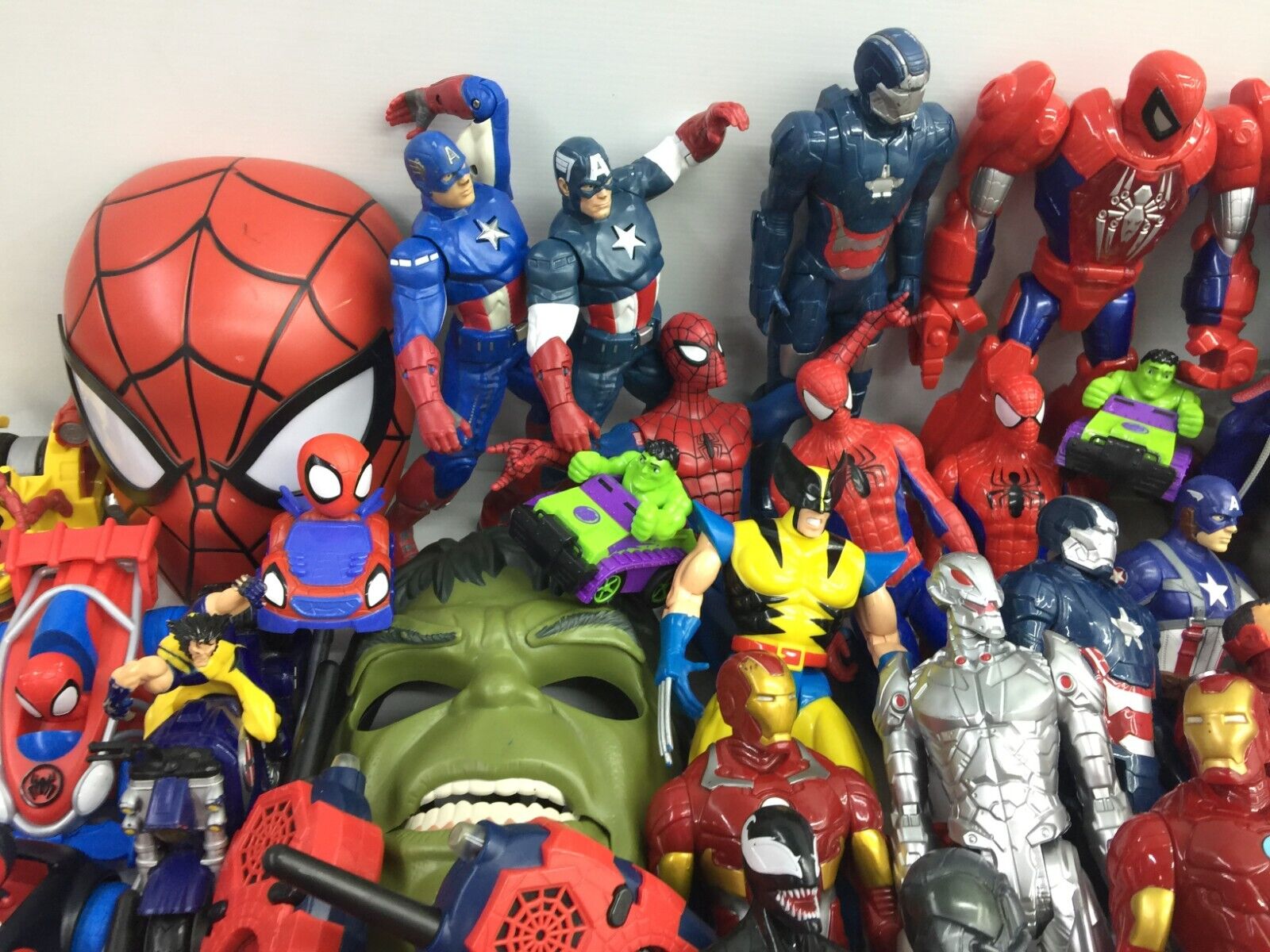 LOT 30 lbs Mixed Super Heroes Villains Marvel Spiderman Hulk Action Figure Toys - Warehouse Toys